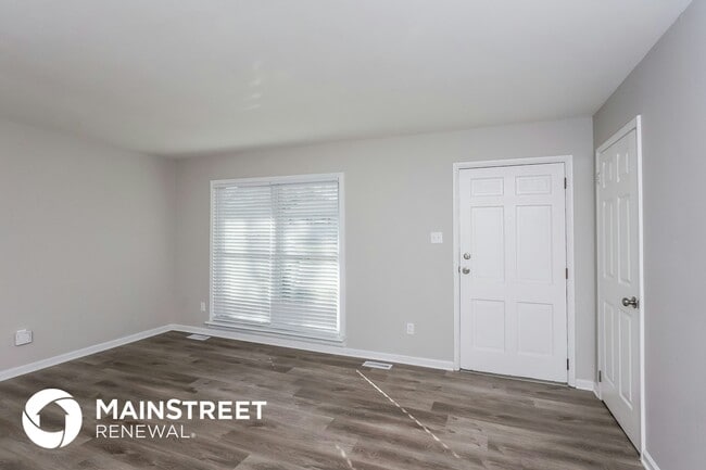 Building Photo - 1720 Tennyson Dr
