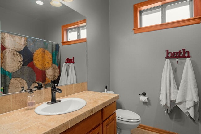 Building Photo - 29209 SE Highway 212