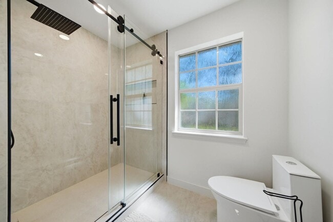 Building Photo - 5610 Court of Lions St