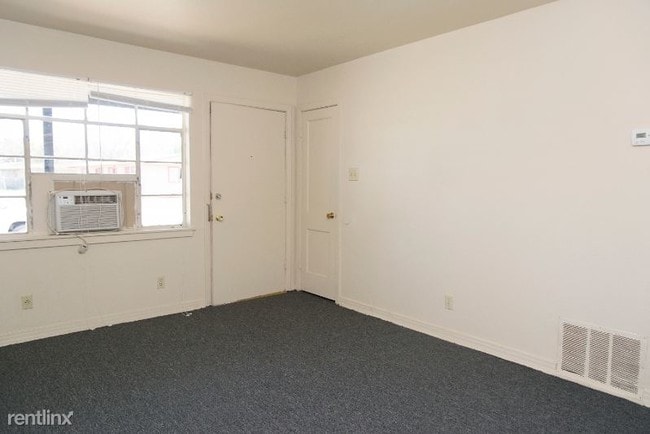 Building Photo - 2 br, 1 bath House - 3938 LYNWOOD