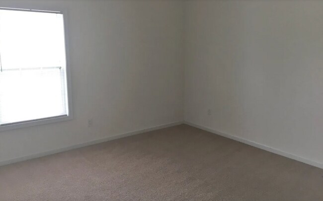 Building Photo - Charming 3-bedroom, 2.5-bathroom home located in the heart of Hopkins, SC