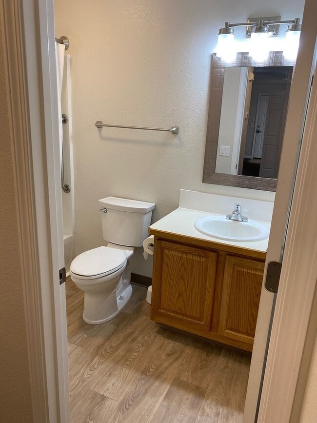 Building Photo - 1701 B Aliak Dr