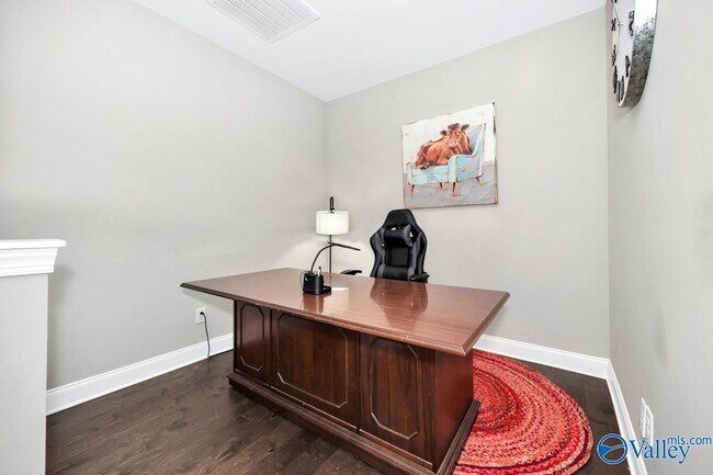 Building Photo - 200 St Louis St