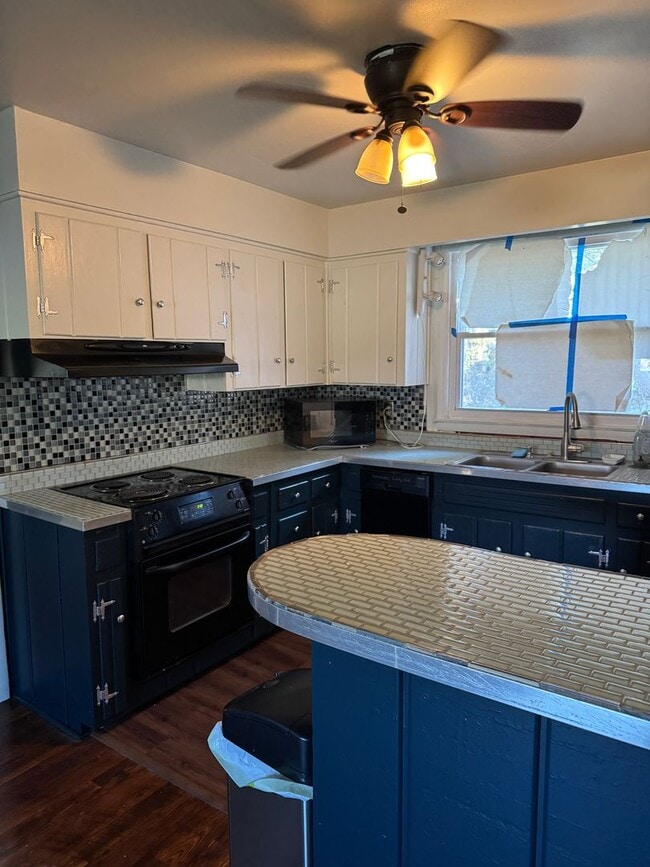 Building Photo - Spacious Brick Home in Desirable Inglewood – East Nashville