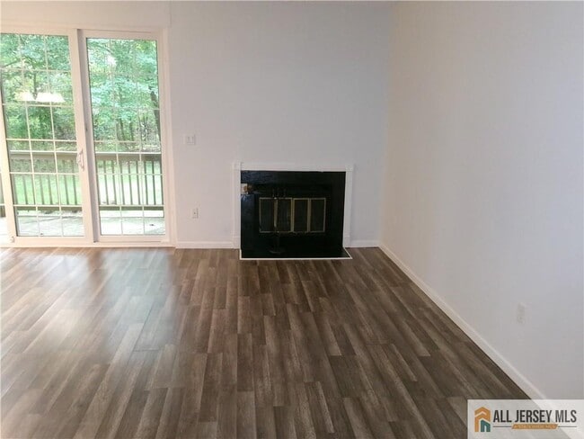 Building Photo - 4261 Bayberry Ct