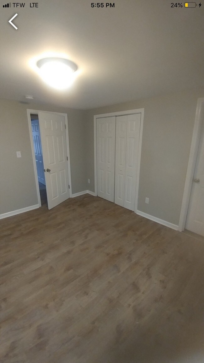 Building Photo - 85 Aurora Vis Dr