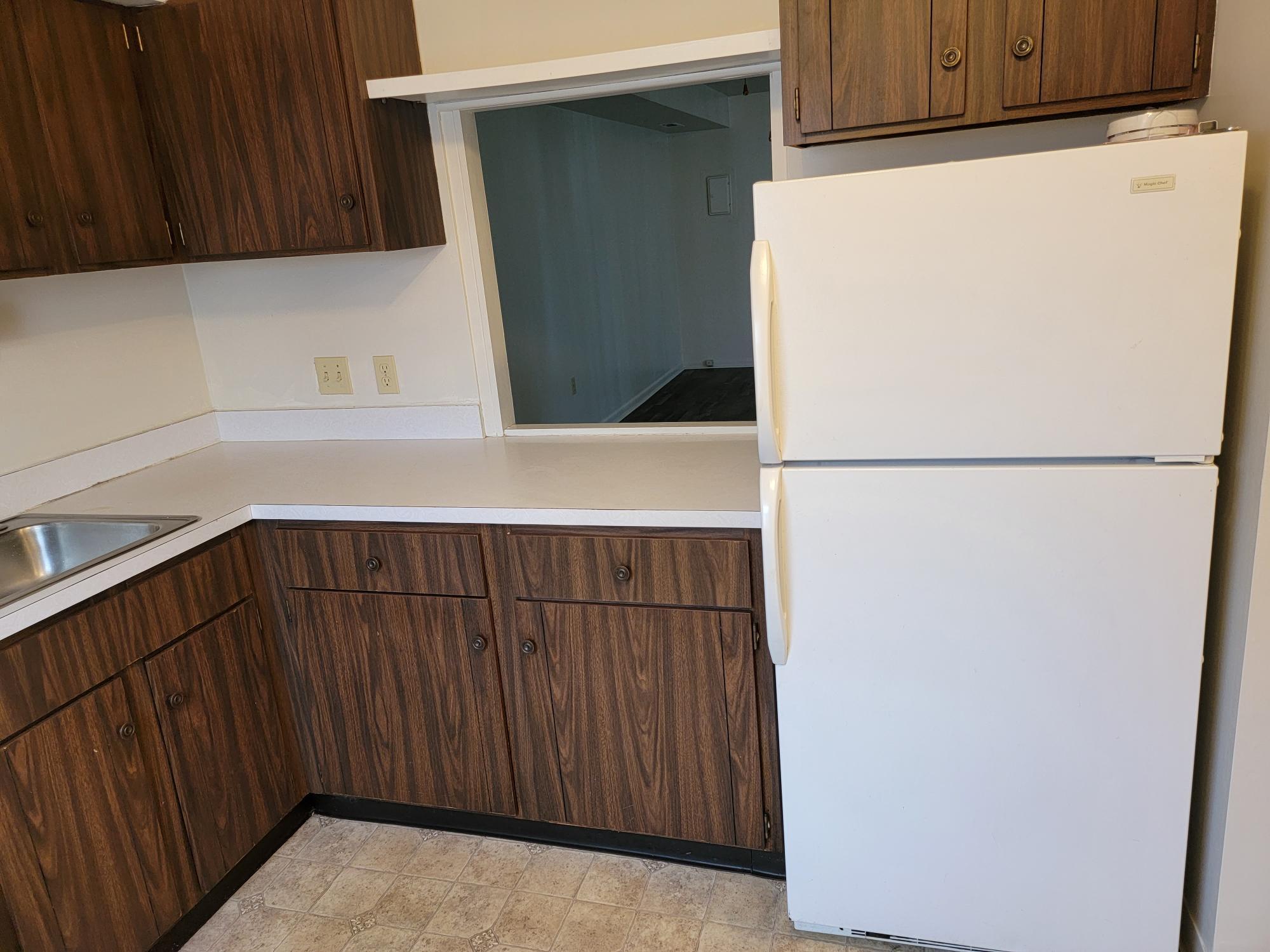 Building Photo - 680 Broad St