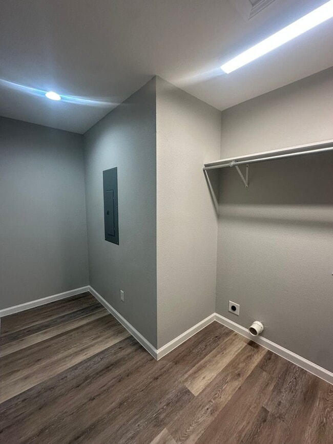 Building Photo - 3 Bed 2 Bath - New Construction - Now Available