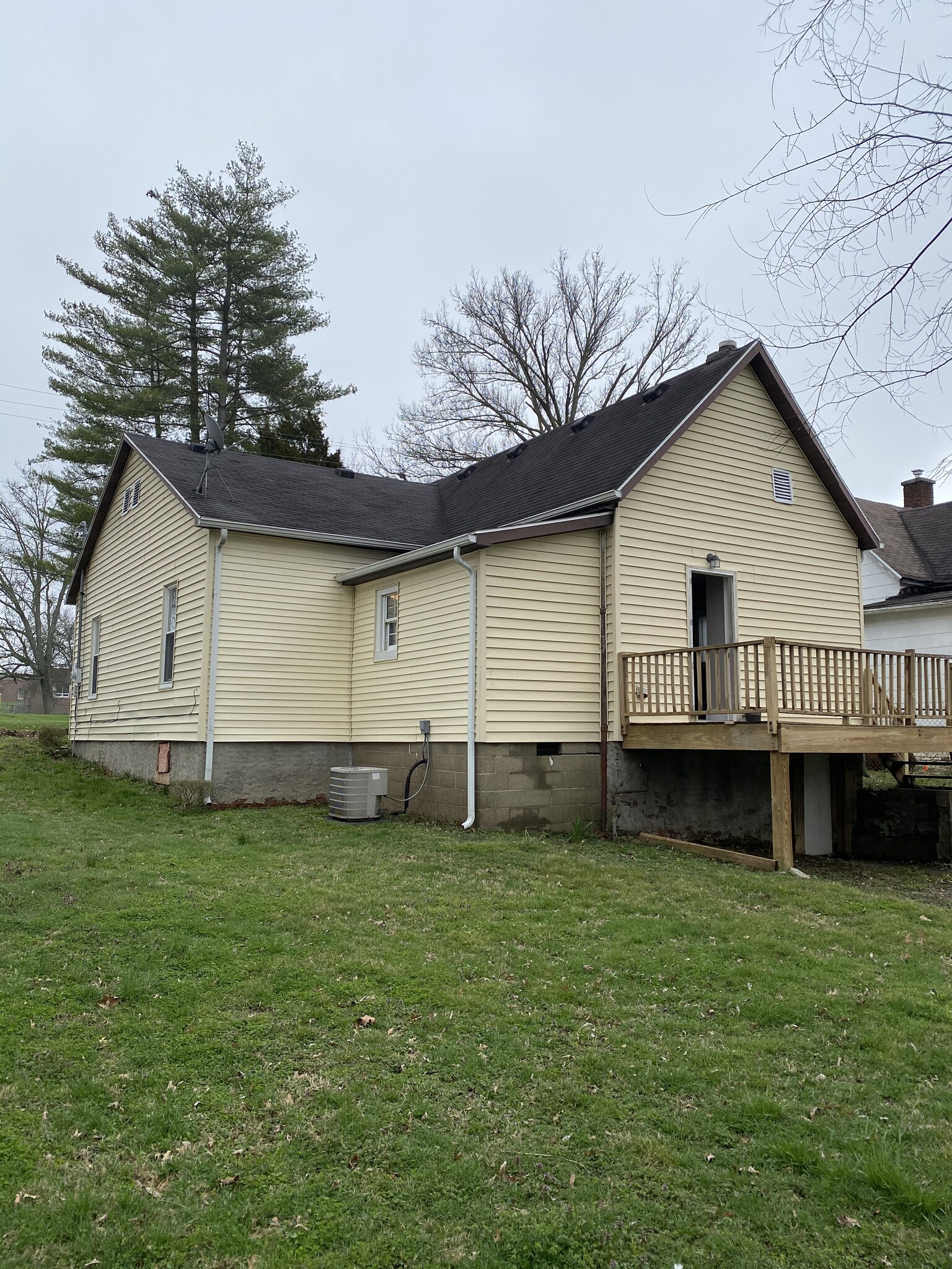 Back of the house and elevated deck - 1006 N Williams St