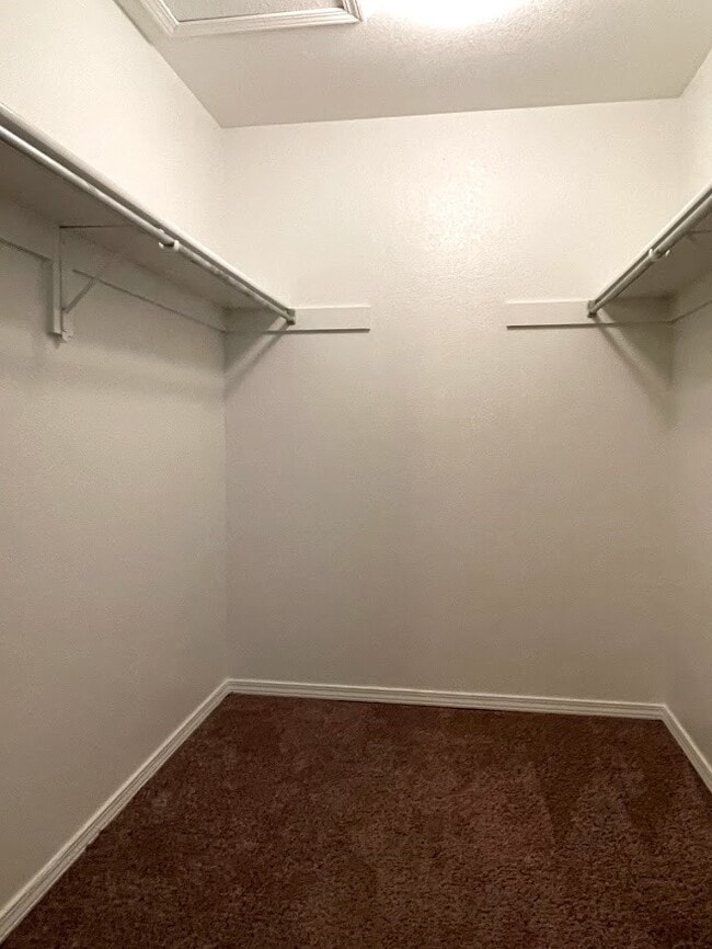 Building Photo - 1131 Oakland Ave