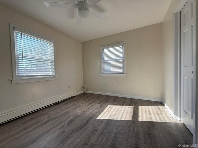 Building Photo - 51 Schneider Ave