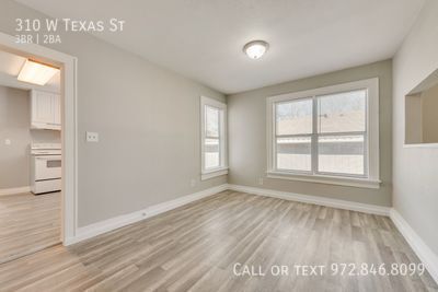 Building Photo - 310 W Texas St