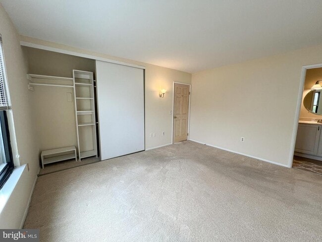 Building Photo - 3163 Adderley Ct