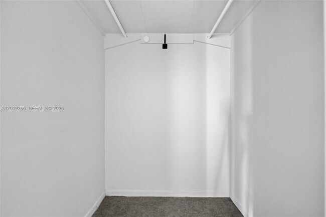 Building Photo - 13 SW 97th Pl