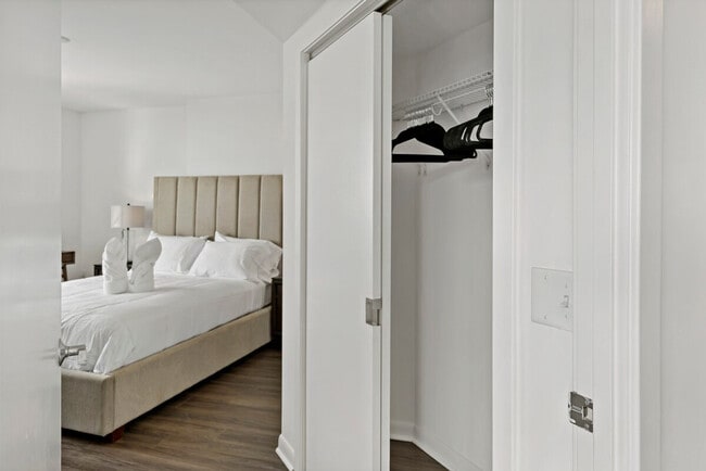 Building Photo - 1751 Pinnacle Dr