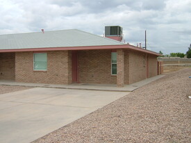 Front - 1503 Aspen Dr