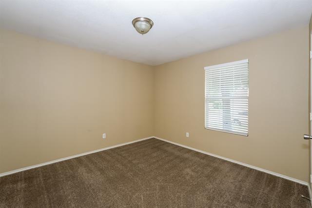 Building Photo - 1100 W Cottonwood Dr