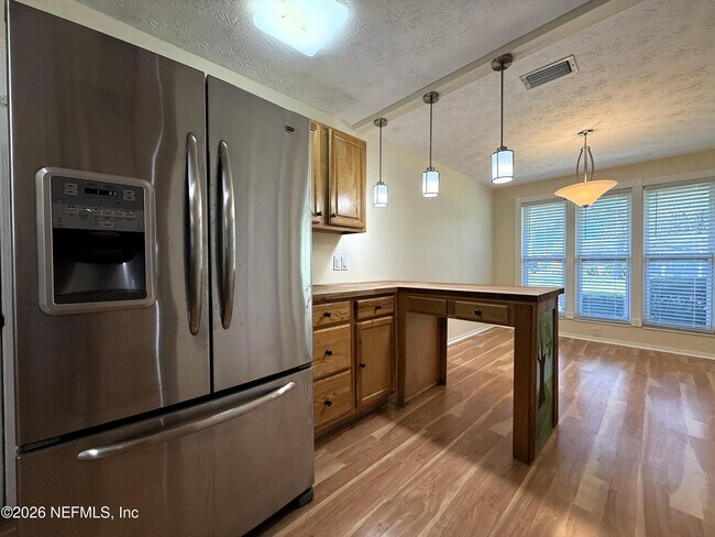 Building Photo - 2359 Sandy Ct