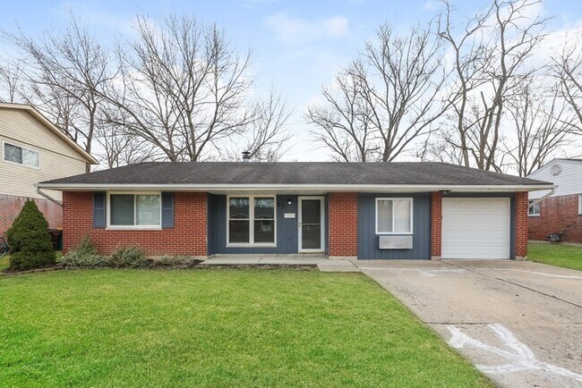 Primary Photo - Amazing 3 Bedroom Ranch