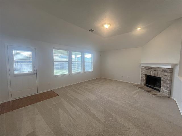 Building Photo - 1616 Logan Dr