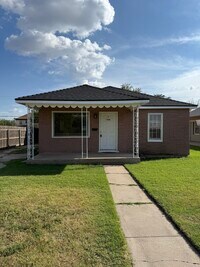 Building Photo - 1906 2nd Ave