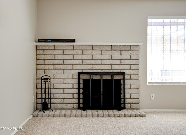 Building Photo - 11601 S Maze Ct
