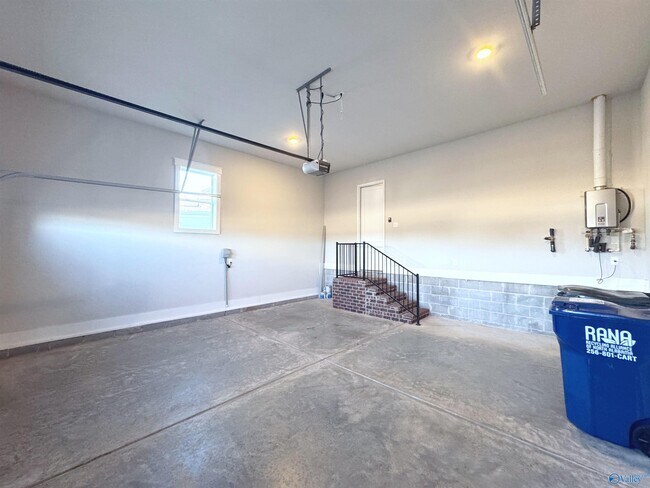 Building Photo - 209 St Louis St