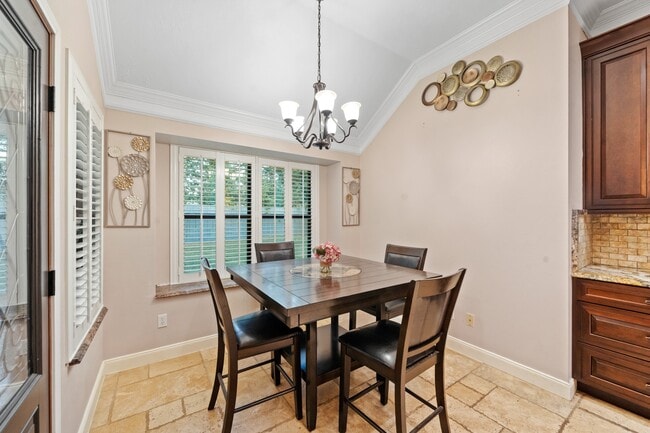 Building Photo - 5102 E Pagewick Dr