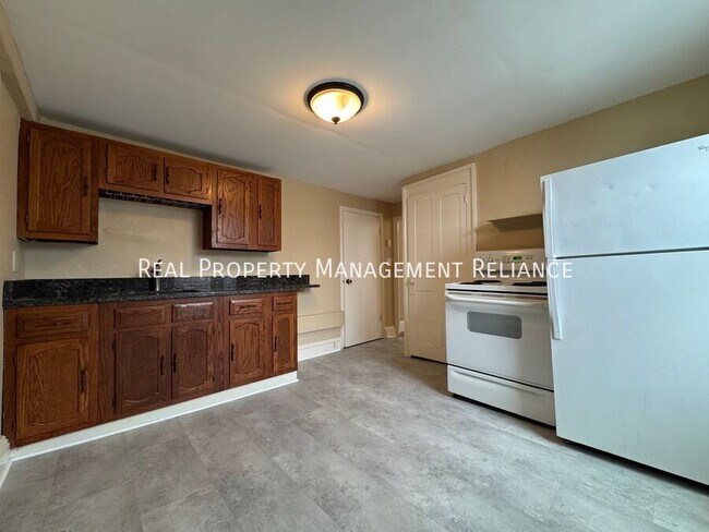 Building Photo - 16 Franklin Pl