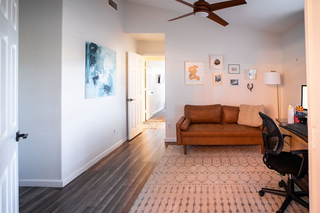 Building Photo - 1721 W Jupiter Way