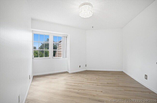 Building Photo - 11635 Ficus St