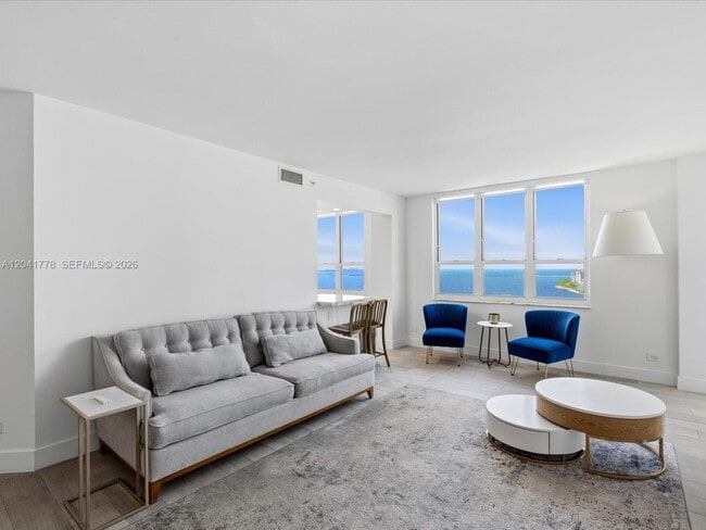 Building Photo - 701 Brickell Key Blvd