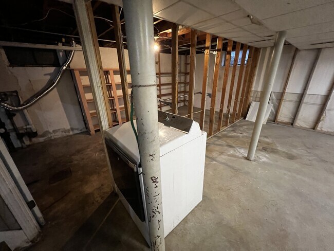 Building Photo - 3445 Allison Way