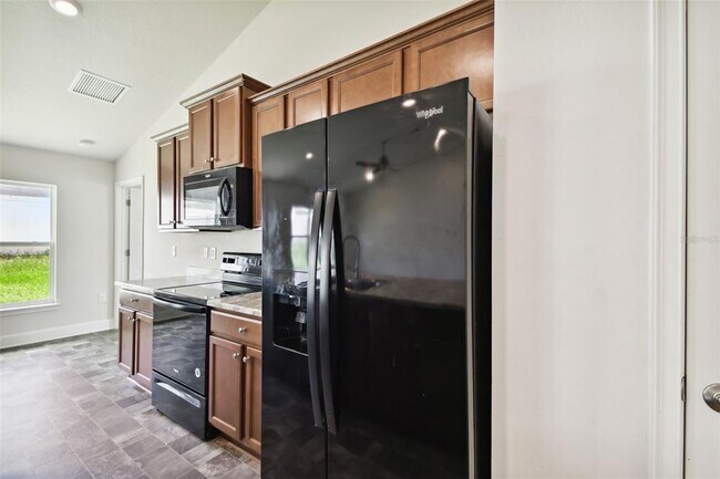 Building Photo - 360 Cimarron Ct