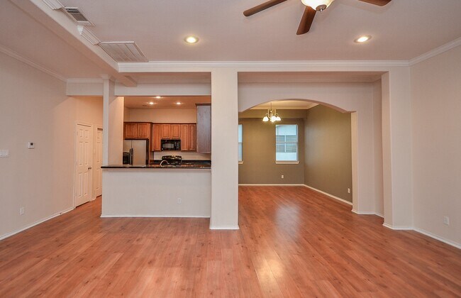 Building Photo - 1610 Holman St