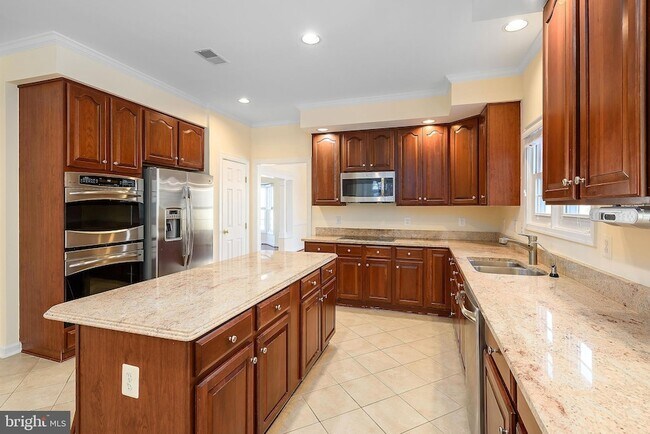 Building Photo - 4481 Shady Point Pl