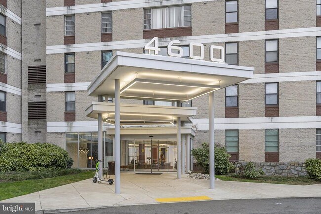 Building Photo - 4600 Duke St