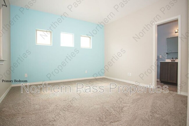 Building Photo - 14364 Tobe Davis Dr