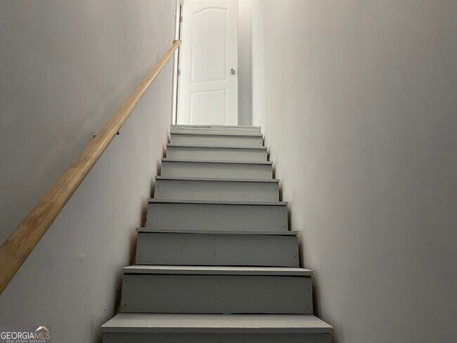 Building Photo - 417 Whitehall Rd