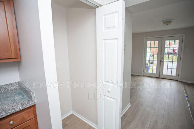 Building Photo - 121 Rancocas Rd