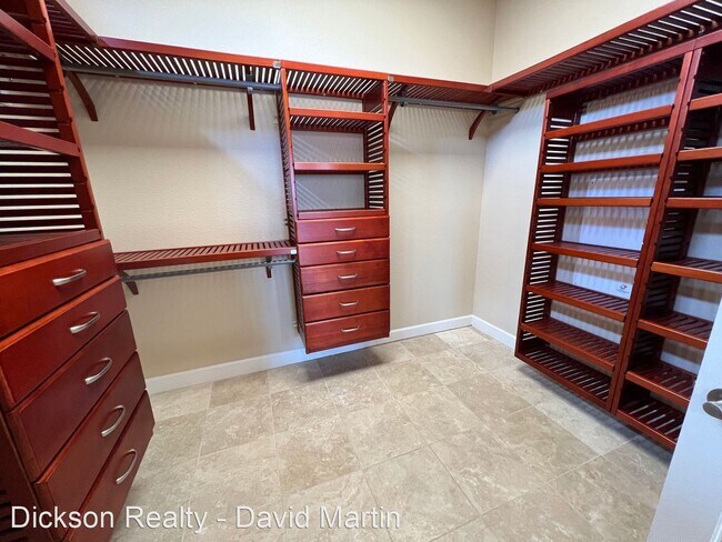 Building Photo - 4 br, 2.5 bath House - 7740 Harvest Hill Ln