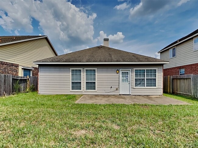 Building Photo - 9719 Bark Ridge Ln
