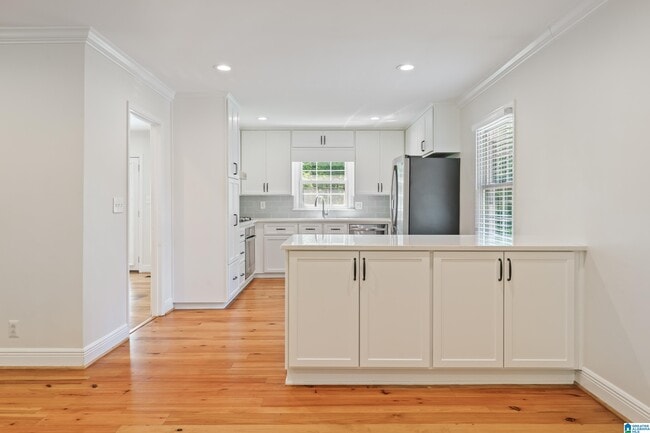 Building Photo - 3708 Northcote Dr.