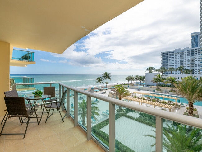 Building Photo - 2501 S Ocean Dr
