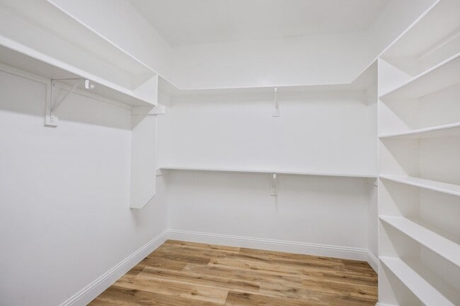 Building Photo - 4804 Appleridge Dr