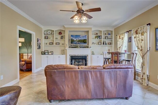 Building Photo - 12325 6 Ponds Ln