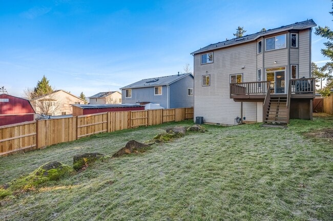 Building Photo - Beautiful 5 bed, 3 bath rental home in North Central, Gresham!