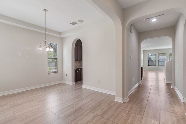 Building Photo - Estancia 4 Bed / 2.5 House Home for Lease!