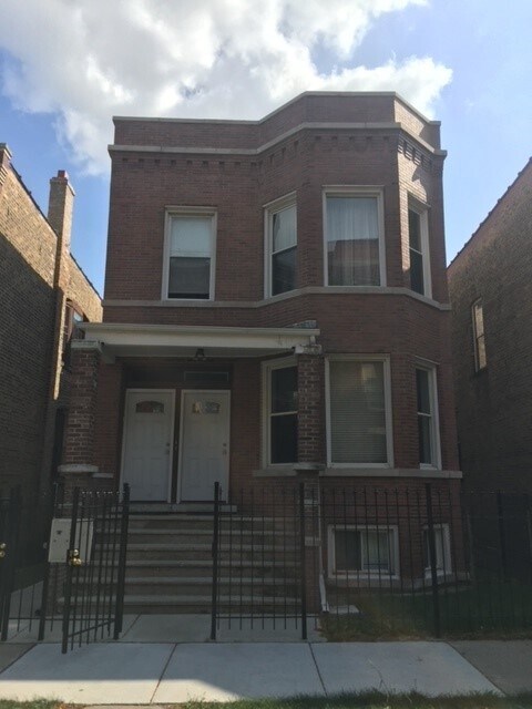 Building - 3327 W Hirsch St