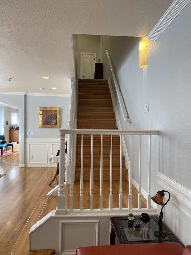 Building Photo - Cherry Creek Executive 3bd/4ba home 3743SF!
